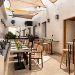 The Neela Boutique Hotel Stone Town